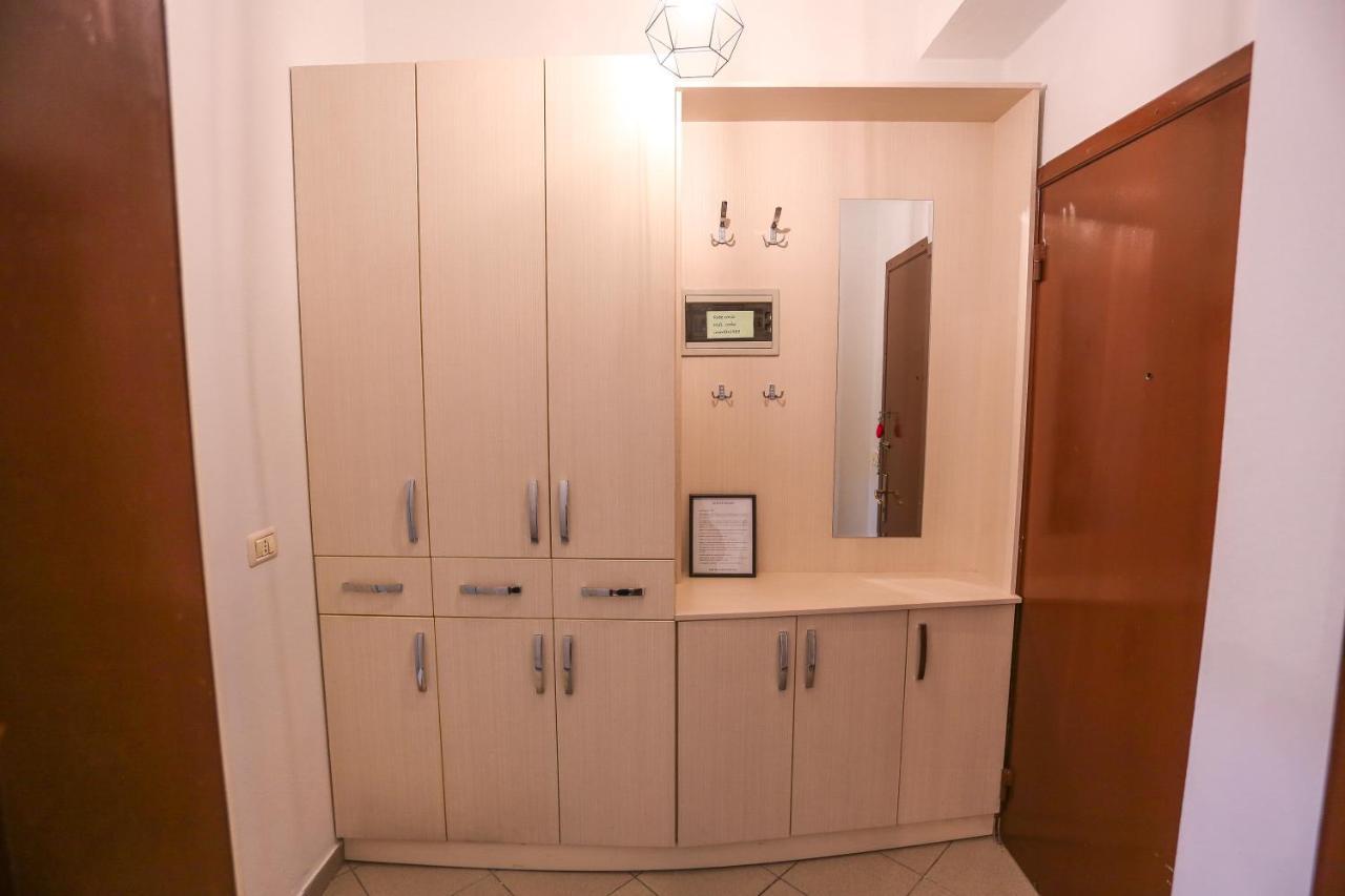 Tirana Views Apartment - Comfy & Spacious Luaran gambar